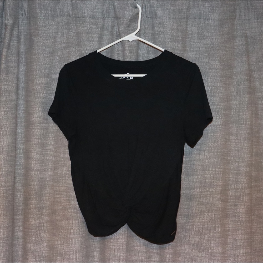 Woman’s short sleeve